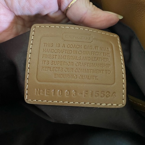 Coach Penelope - Picture 6 of 14